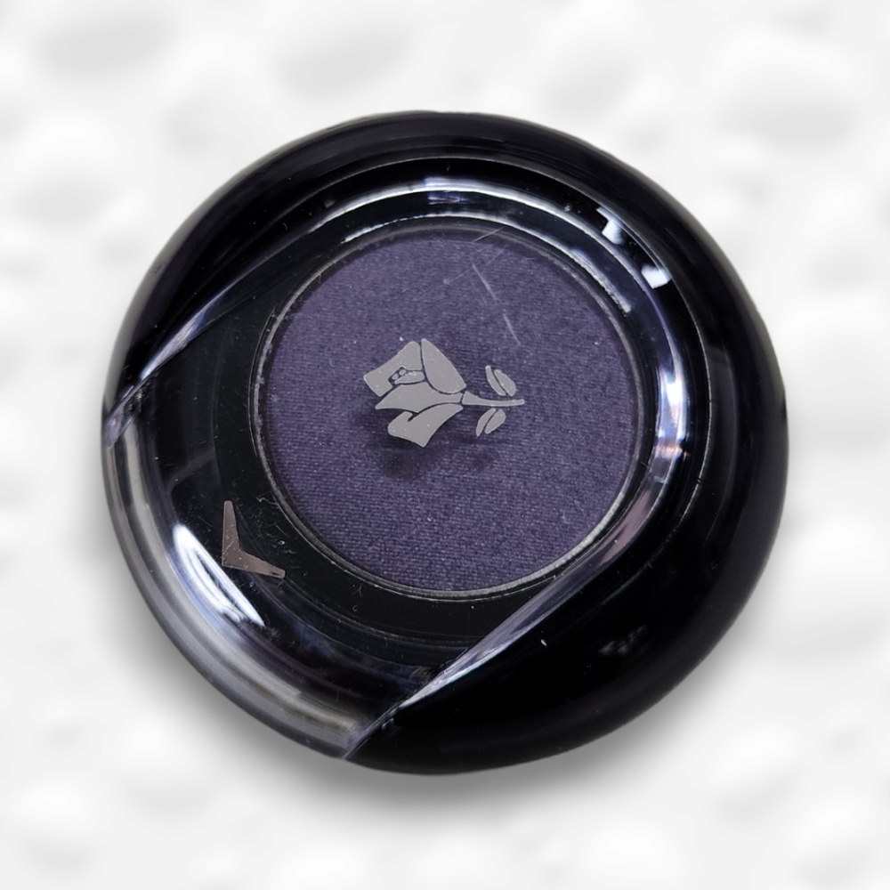 Lancôme Color Design Eyeshadow in Sultry Violet (Metallic)